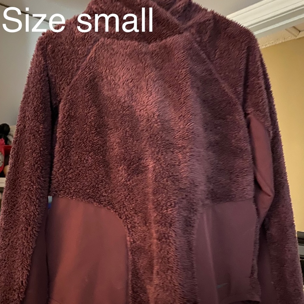 Nike fuzzy hoodie